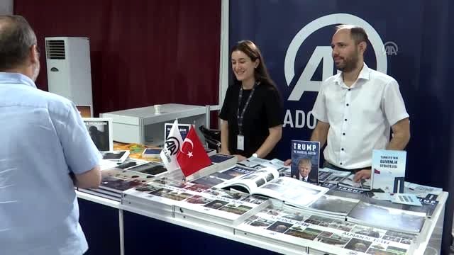 3. Geleceğim Sosyal Bilimler Zirvesi nde AA standına ilgi