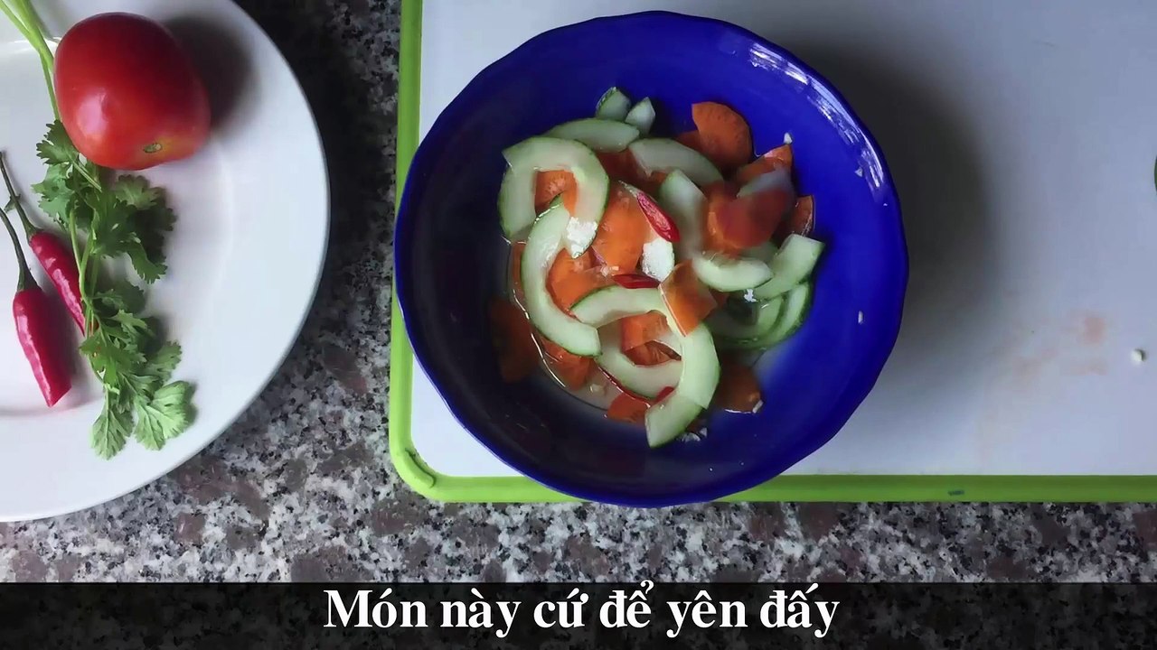 Cơm Chiên Tép Khô Ăn Kèm Dưa Chua Cấp Tốc