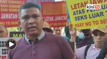 NGO protes desak menteri letak jawatan