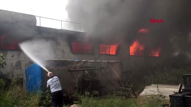 Samsun'da plastik fabrikasında yangın