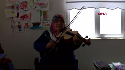 NEVŞEHİR KEMAN ÇALMA HAYALİNİ 58 YAŞINDA GERÇEKLEŞTİRDİ