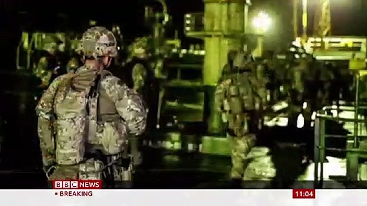 Iran seizes British tanker in Strait of Hormuz - BBC News