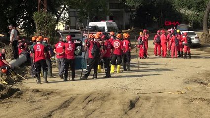DÜZCE'DE SELDE KAYBOLAN 6 KİŞİNİN ARAMA ÇALIŞMALARI SÜRÜYOR