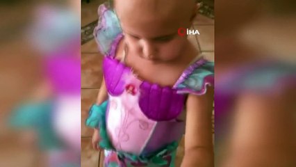 Öykü Arin kelebek ve deniz kızı oldu, sevinçli annesinin gözünden yaşlar aktı