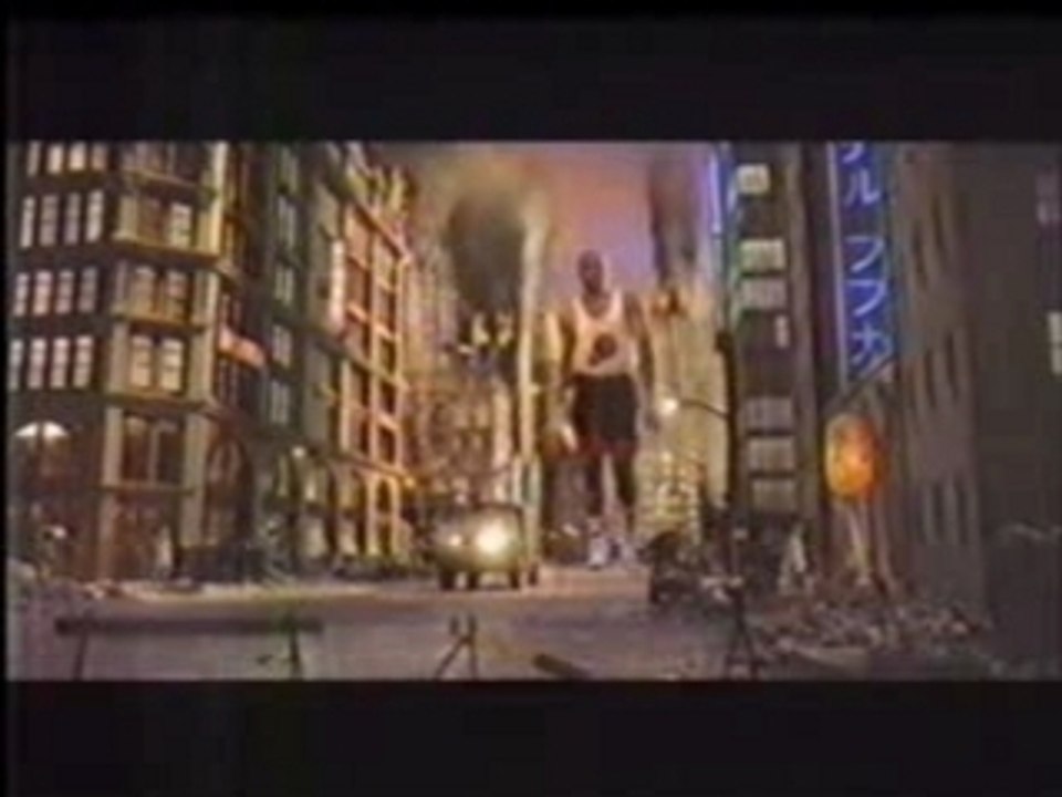 PUB Nike Godzilla vs Charles Barkley