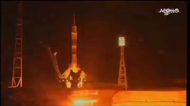 La Soyuz-MS 13 despega con tres miembros hacia la EEI