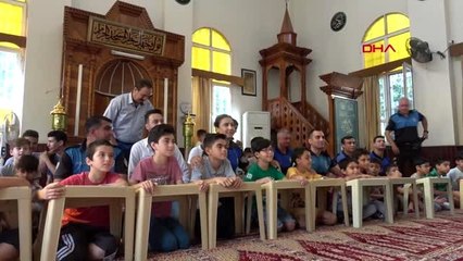 ADANA POLİSTEN KURAN KURSU ÖĞRENCİLERİNE 'İNTERNET' UYARISI