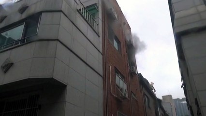 서울 강남 다세대주택 불...20대 중태 / YTN