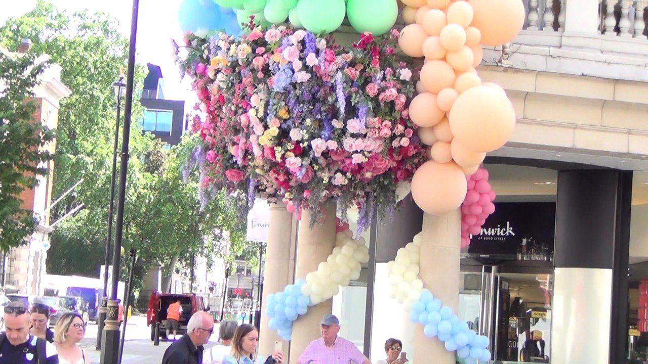 Streets of London 1 , Main streets, Piccadilly Circus,  Leicester Square, Trafalgar Sq, Covent Gardens,  Zedel, London  1, England 3 , 1 Jun 2019