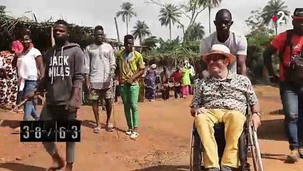 "Papa Lulu" a aidé pendant trente ans ses "frères en chaise roulante" avec Handicap sans frontières
