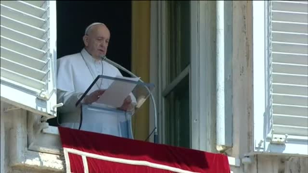 El Papa pide que el 50 aniversario de la llegada del hombre a la Luna "encienda el deseo de progresar juntos hacia metas mayores"