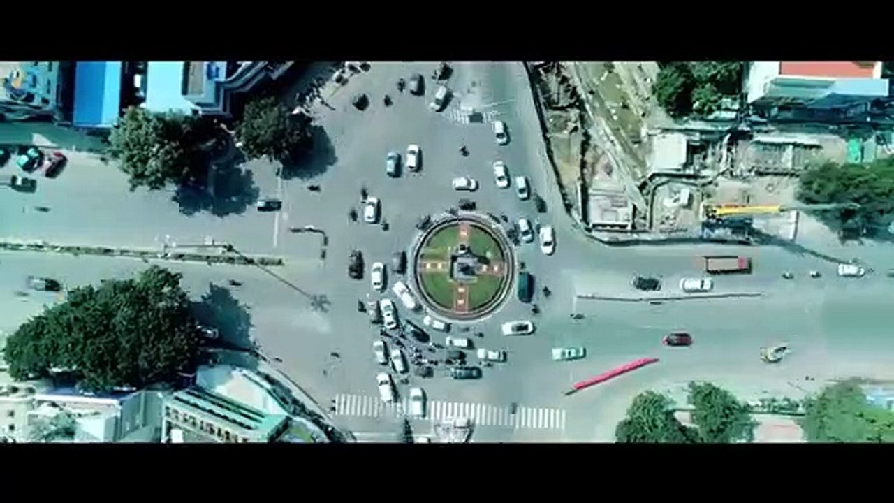 Irumbu Thirai - Super Scene