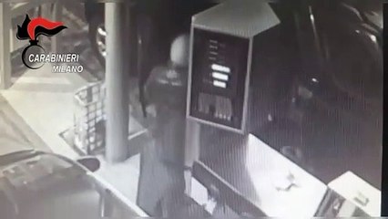 Milano - Rubano la benzina ai distributori (21.07.19)