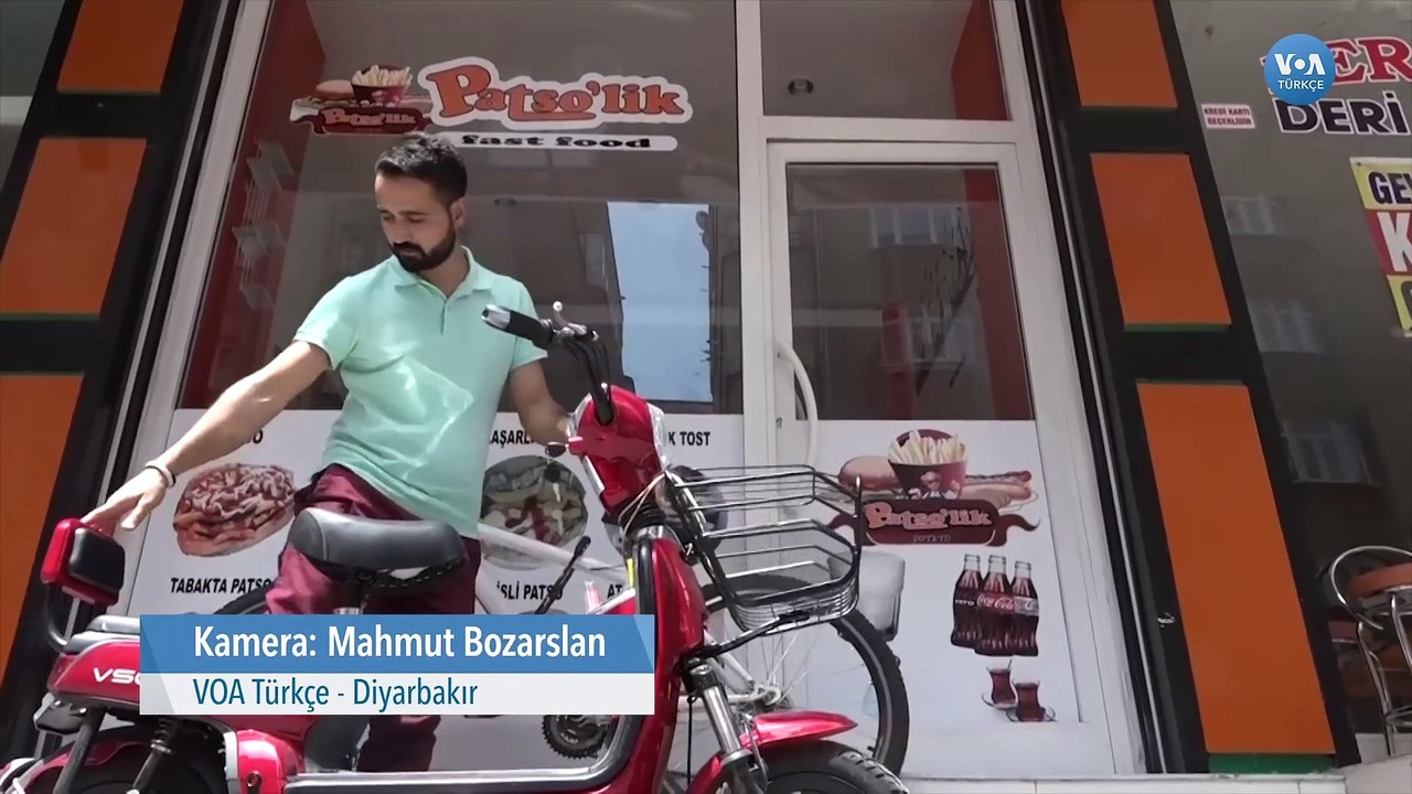 Üç Hayal Bir Gerçek