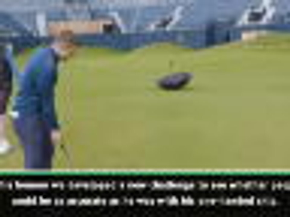 O'Driscoll attempts one-handed chip challenge with Rory O'Connor