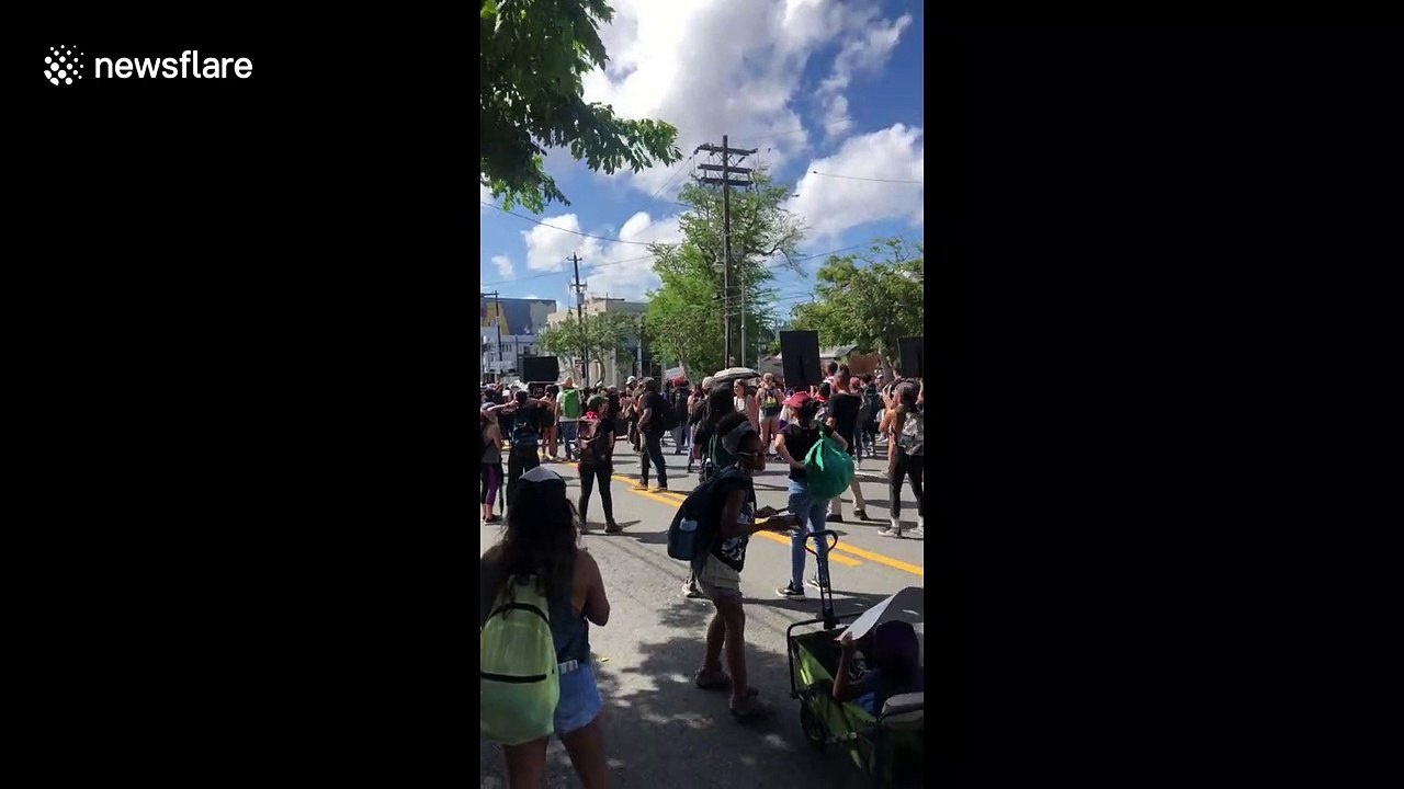 Hundreds of thousands of Puerto Ricans on island-wide strike to demand governor resignation