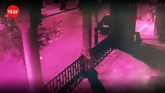 Şaşırtan olay: Sevip, cami avlusuna bıraktılar