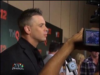 Fans catch glimpse of Taylor Swift's undies