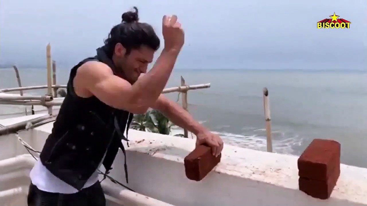 Post #BottleCapChallenge Vidyut Jammwal ACES the #JackieChanChallenge | Breaks Bricks with EGG|