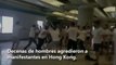 Violentas agresiones contra manifestantes en el metro de Hong Kong