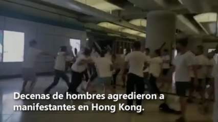 Download Video: Violentas agresiones contra manifestantes en el metro de Hong Kong