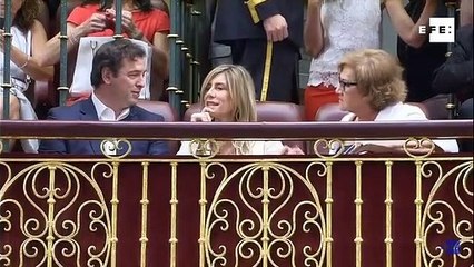 Begoña Gómez en la tribuna con la madre de Sánchez