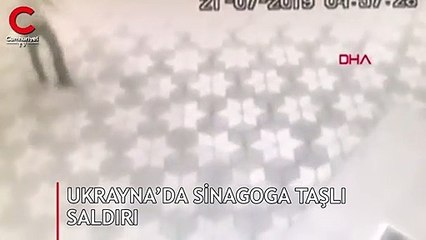 Ukrayna’da sinagoga taşlı saldırı