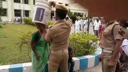 இரு குழந்தைகளுடன் தாய் தற்கொலை முயற்சி.. கிருஷ்ணகிரியில்!-வீடியோ