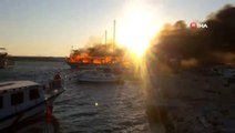 İzmir'de gezi teknesi alev alev yandı