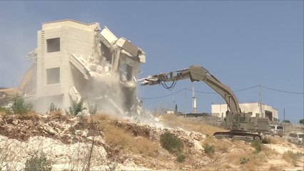 الاحتلال يهدم 16 بناية سكنية جنوب القدس المحتلة
