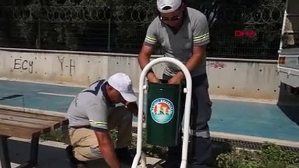 Antik kentteki metal çöp kovaları çalındı