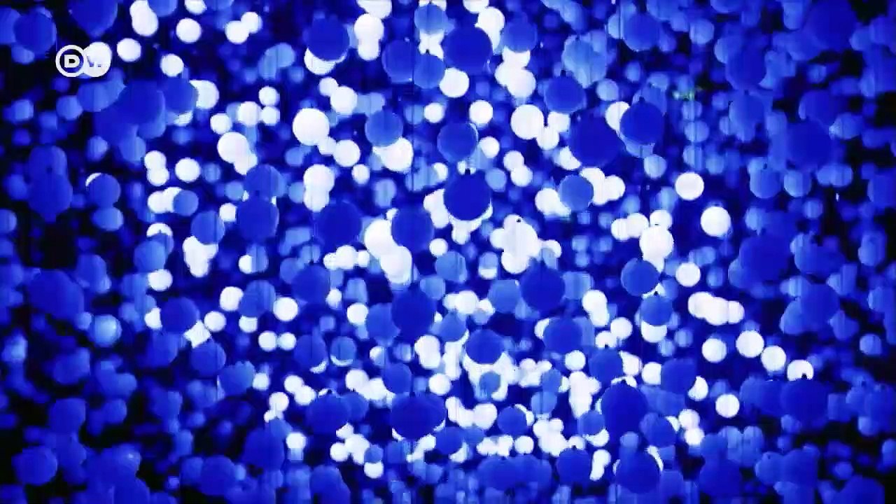 "deep web" – skulptur aus licht und musik | euromaxx