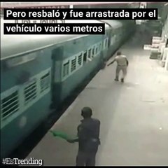 Mujer Casi  Es Aplastada Por Tren