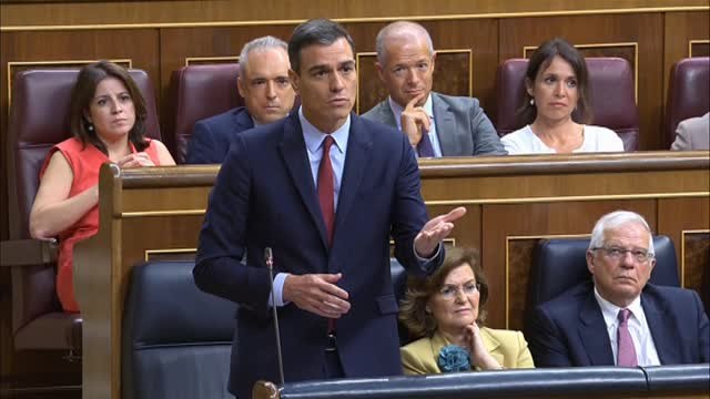 Sánchez: ¿Usted a qué ha venido señor Casado, a bloquear España o a facilitar que haya un Gobierno?