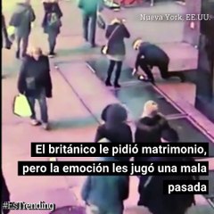 Pareja Pierde Anillo De Compromiso A Segundos Del "Si"