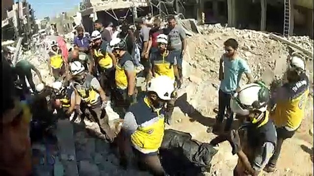 Ataques aéreos matam 43 civis na Síria