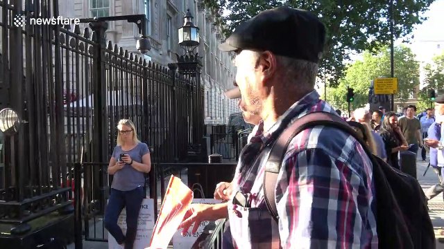 Remainer MP Dominic Grieve heckled en route to Theresa May's farewell drinks party