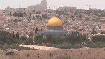 مقدسيون يطردون سعوديا يزور إسرائيل ضمن وفد إعلامي عربي