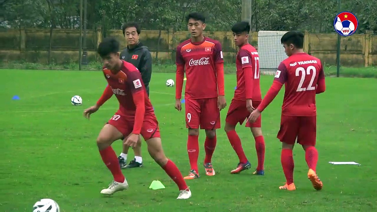 SEAGames 30 thi đấu cỏ nhân tạo, thách thức lớn nhưng không mới với U22 Việt Nam | VFF Channel