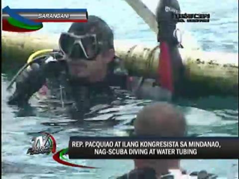 Manny Pacquiao takes time out from politics