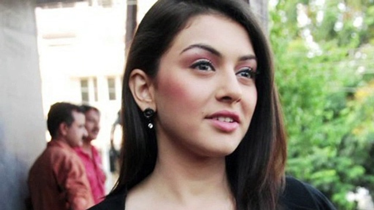 Why does hansika simbu part ways