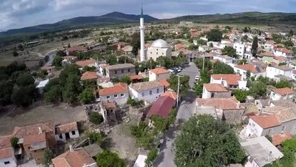 Köyün "şehirli kadınları"ndan bal mesaisi (1)