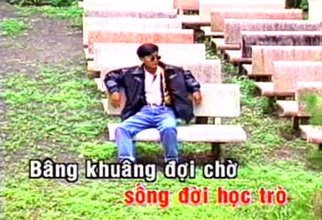 Trường cũ tình xưa - Tuấn Vũ