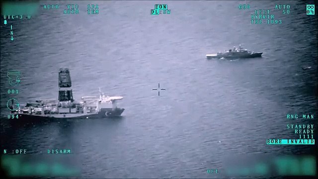 Türk donanması Doğu Akdeniz'de! Sondaj çalışmalarına yakın takip