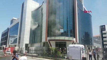 İSTANBUL-BAŞAKŞEHİR'DE İŞYERİ YANGINI