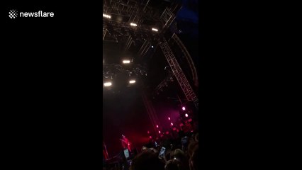 Audience giggles as singer Lewis Capaldi hilariously goes to toilet mid-set with mic attached