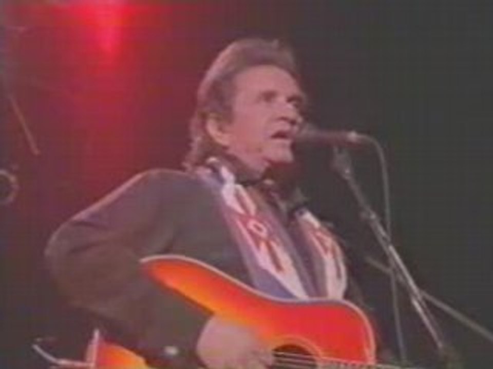 Johnny Cash - Ring Of Fire (Live)