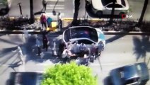 2 vatandaşın yaya geçidinden geçerken otomobilin çarpmasıyla savrulduğu kaza kamerada