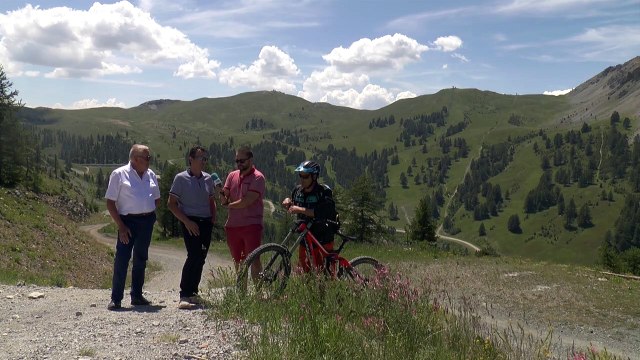 D!CI TV : des consignes à skis et de nouvelles signalétiques à Montgenèvre