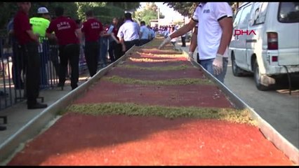 Hatay'da 80'inci yılda 80 metrelik künefe